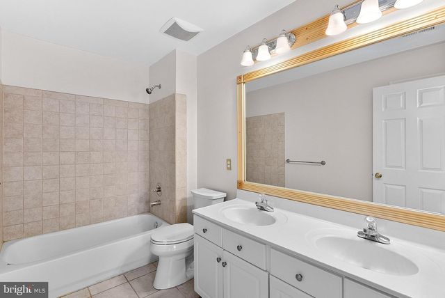 312 RIDING TRAIL CT NW, Leesburg, VA 20176