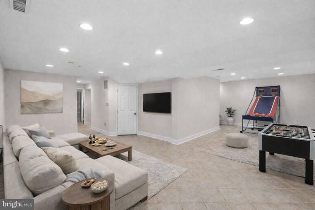 312 RIDING TRAIL CT NW, Leesburg, VA 20176