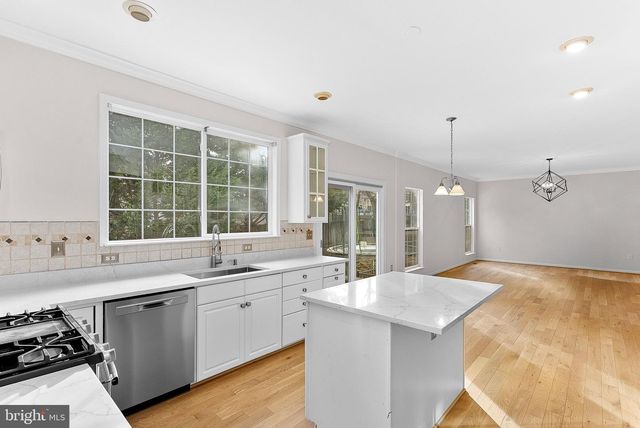 312 RIDING TRAIL CT NW, Leesburg, VA 20176