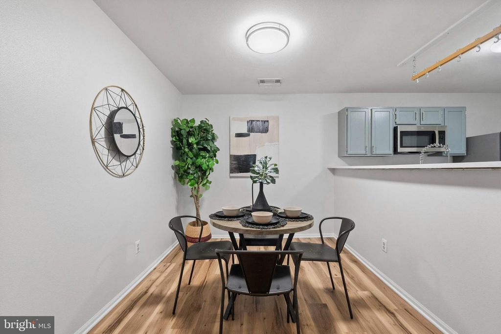 Image 7 of property listing at 304-P CANTERBURY RD #304-P, Bel Air, MD 21014