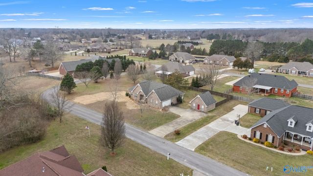 61 Old Mill Way, Fayetteville, TN 37334