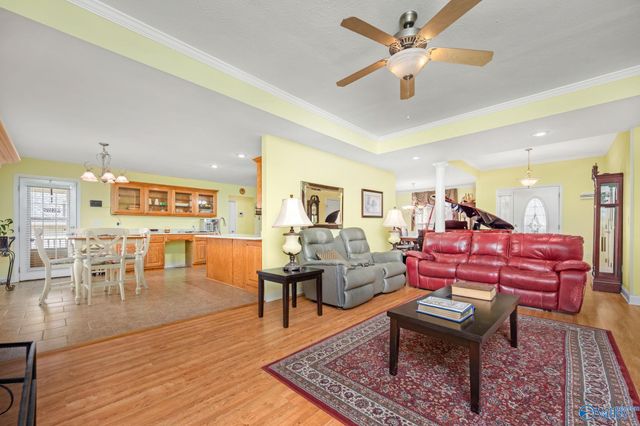 61 Old Mill Way, Fayetteville, TN 37334