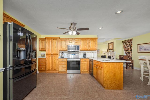 61 Old Mill Way, Fayetteville, TN 37334