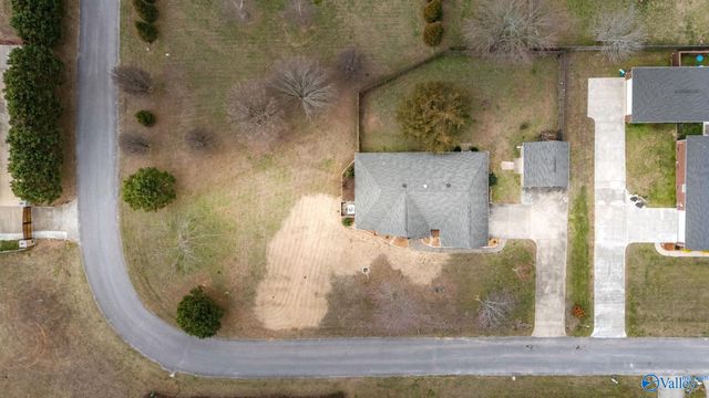 61 Old Mill Way, Fayetteville, TN 37334