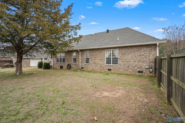 61 Old Mill Way, Fayetteville, TN 37334