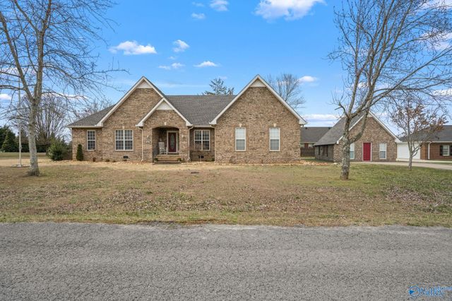 61 Old Mill Way, Fayetteville, TN 37334