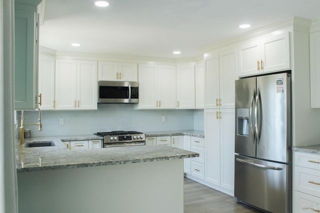 109 KEARNEY Way, Vacaville, CA 95687