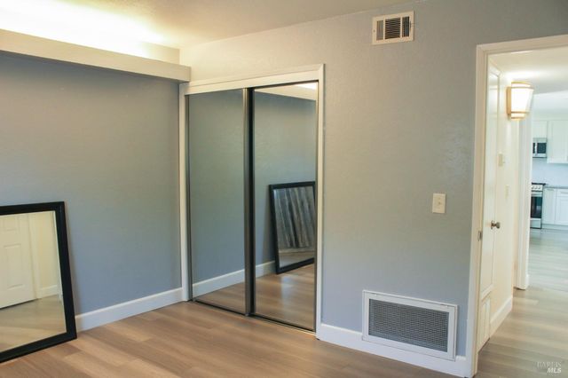 109 KEARNEY Way, Vacaville, CA 95687