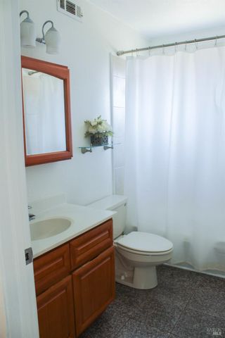 109 KEARNEY Way, Vacaville, CA 95687