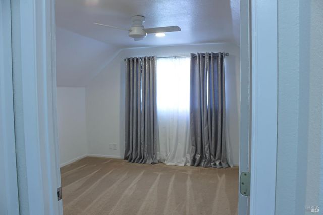 109 KEARNEY Way, Vacaville, CA 95687