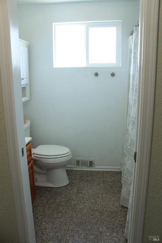 109 KEARNEY Way, Vacaville, CA 95687