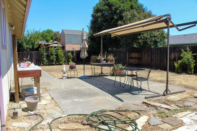 109 KEARNEY Way, Vacaville, CA 95687