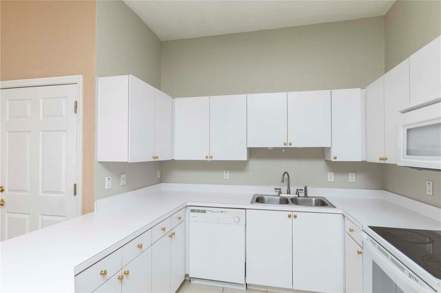 4751 W MARINE PARKWAY 4751, New Port Richey, FL 34652