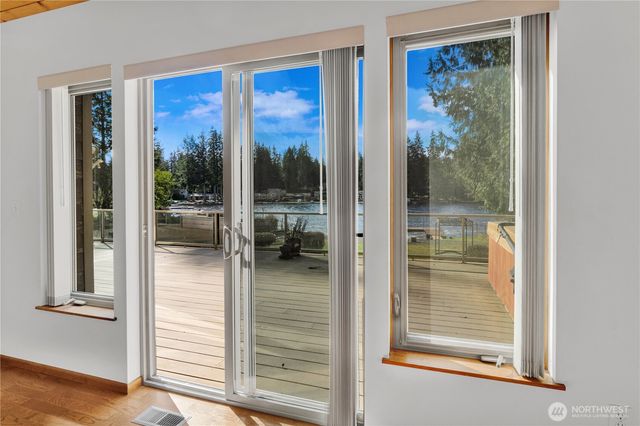 30 E Weymouth Place, Shelton, WA 98584