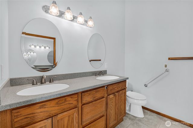 30 E Weymouth Place, Shelton, WA 98584