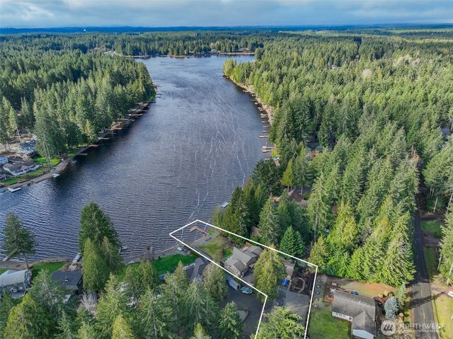 30 E Weymouth Place, Shelton, WA 98584