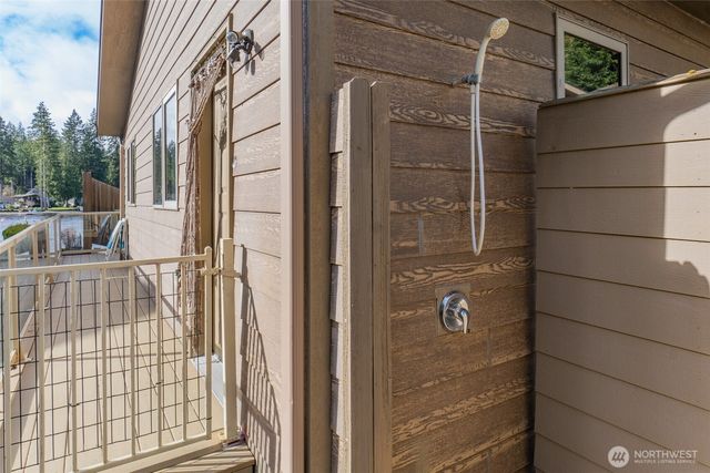 30 E Weymouth Place, Shelton, WA 98584