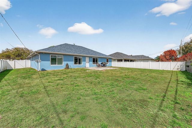 566 SW SEA HOLLY TERRACE, Port St Lucie, FL 34984