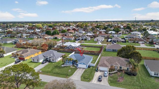 566 SW SEA HOLLY TERRACE, Port St Lucie, FL 34984