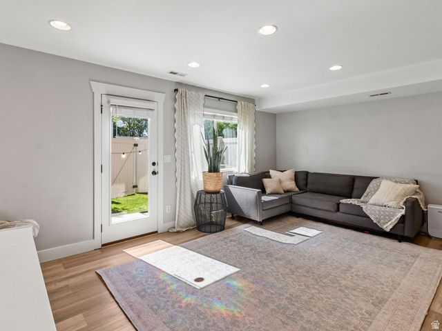212 S TAMARAK CIR, Lehi, UT 84043