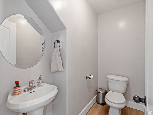 212 S TAMARAK CIR, Lehi, UT 84043