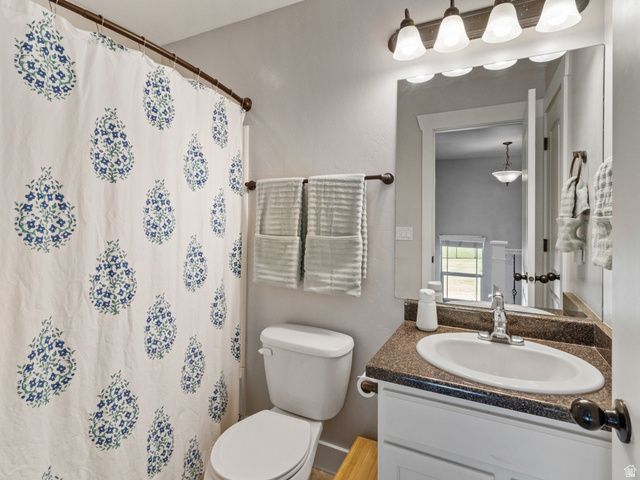 212 S TAMARAK CIR, Lehi, UT 84043