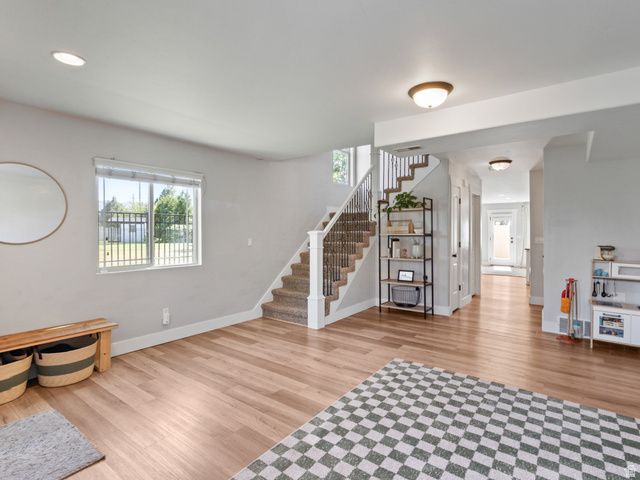 212 S TAMARAK CIR, Lehi, UT 84043