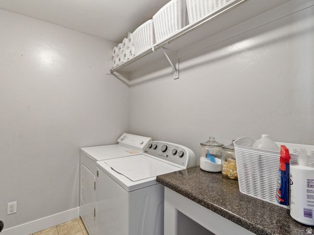 212 S TAMARAK CIR, Lehi, UT 84043