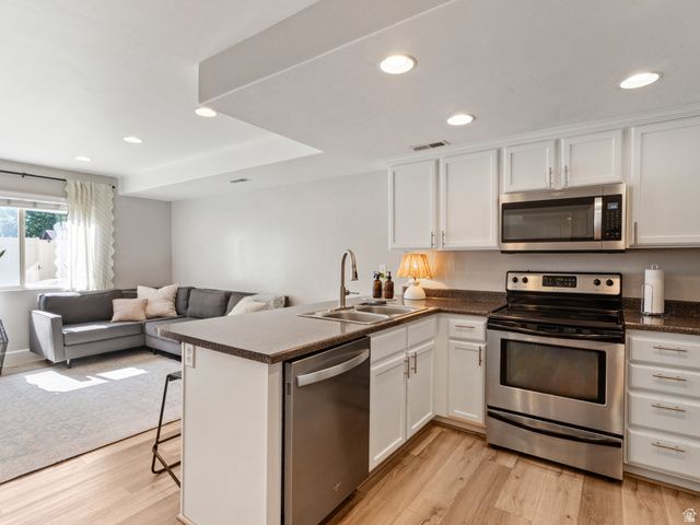 212 S TAMARAK CIR, Lehi, UT 84043
