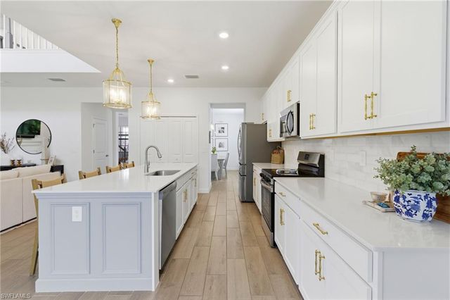 10984 Elmtree LOOP, Fort Myers, FL 33913