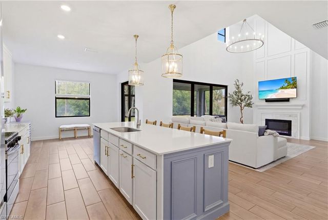 10984 Elmtree LOOP, Fort Myers, FL 33913