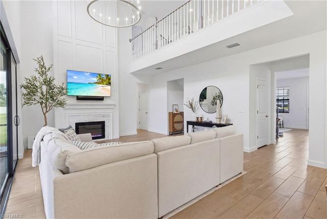 10984 Elmtree LOOP, Fort Myers, FL 33913