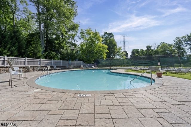 6 Heritage Dr 6D, Chatham Twp., NJ 07928