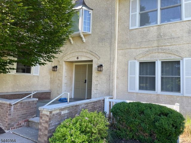 6 Heritage Dr 6D, Chatham Twp., NJ 07928