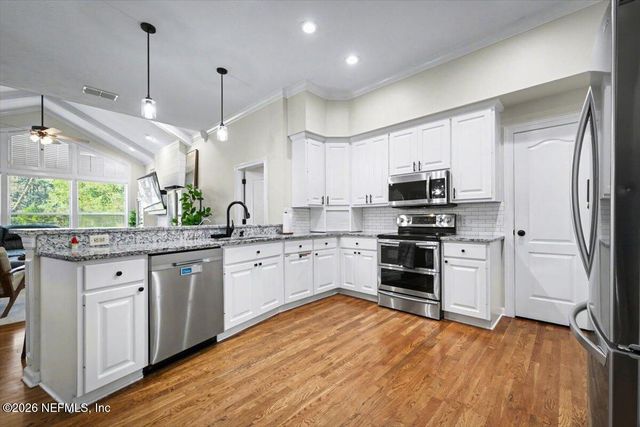 586 THORNWOOD Lane, Orange Park, FL 32073