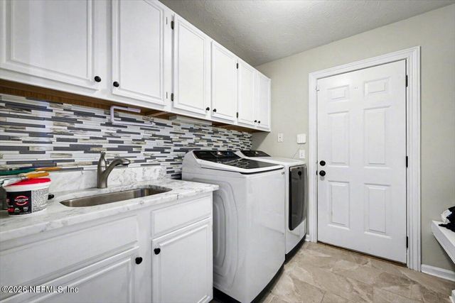 586 THORNWOOD Lane, Orange Park, FL 32073