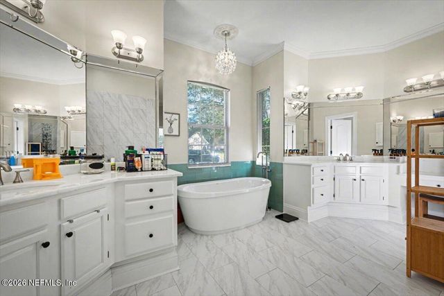586 THORNWOOD Lane, Orange Park, FL 32073