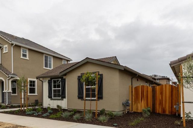 620 Carmel Avenue, Marina, CA 93933