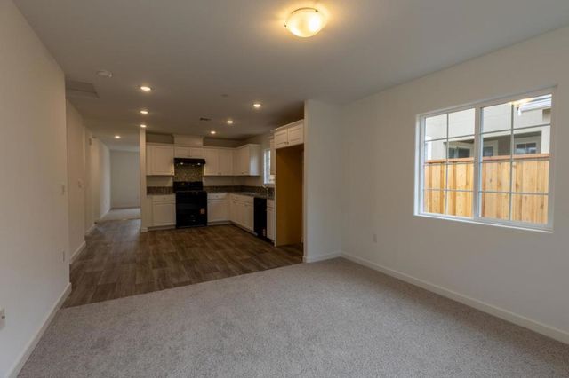 620 Carmel Avenue, Marina, CA 93933