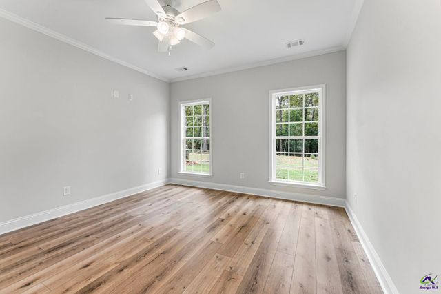 215 Otters Ridge Drive, Kathleen, GA 31047