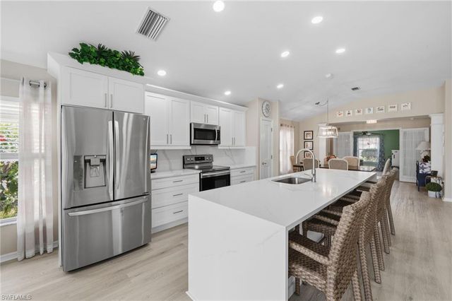 10020 Horse Creek RD, Fort Myers, FL 33913