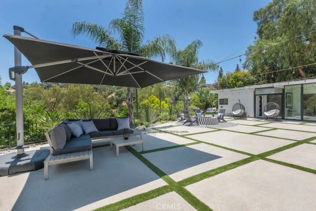 21520 Arcos, Woodland Hills, CA 91364