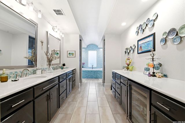 515 Stonewood, San Antonio, TX 78216