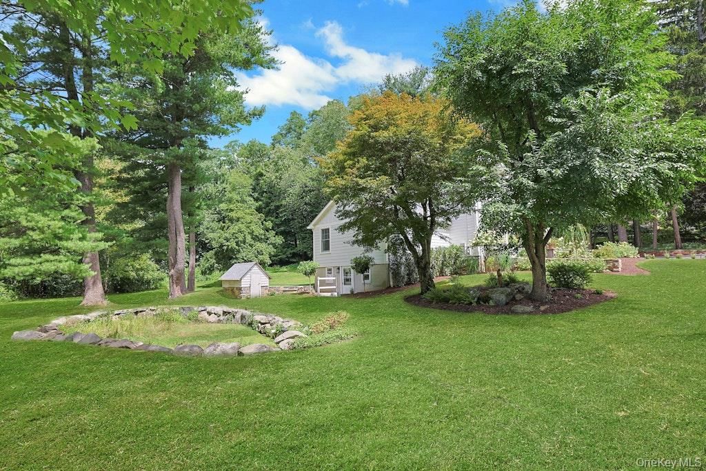 8 Rosehill Drive, Armonk, NY 10504 — photo 3