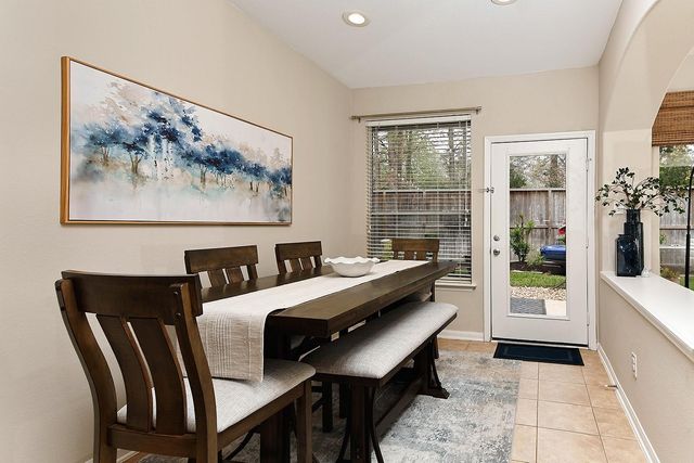 42 Alderon Woods Place, The Woodlands, TX 77382