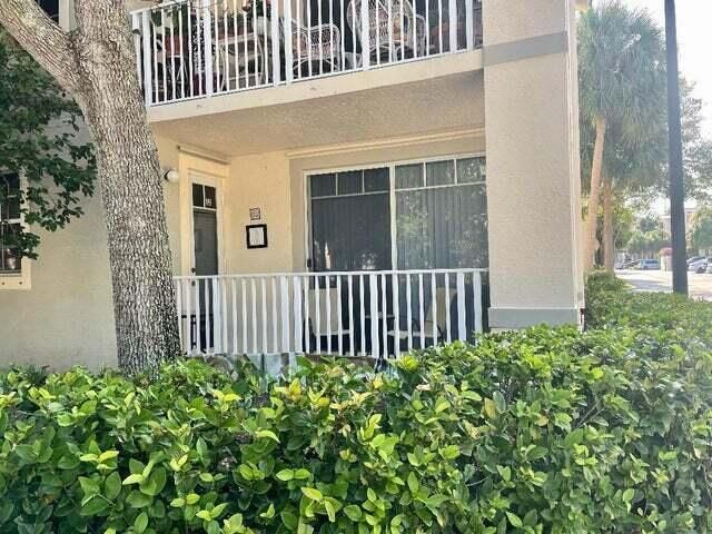 4736 Chancellor Drive 13, Jupiter, FL 33458
