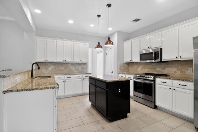 11918 Arbor Downs RD, Austin, TX 78748