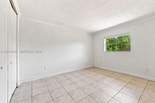1245 W 24th St 223, Hialeah, FL 33010