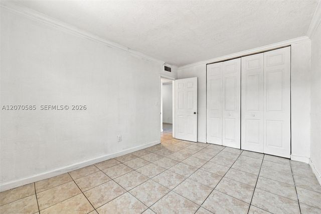1245 W 24th St 223, Hialeah, FL 33010
