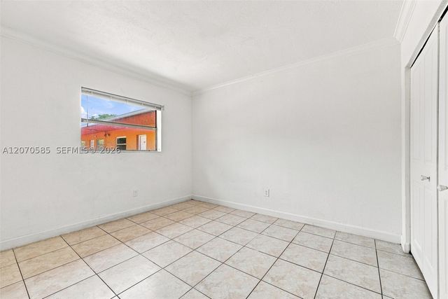 1245 W 24th St 223, Hialeah, FL 33010